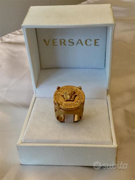 anello versace costo